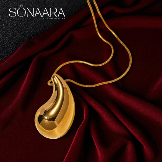 18K Gold Plated Tear Drop Pendant For Women (316 L Stainless Steel, Glossy)