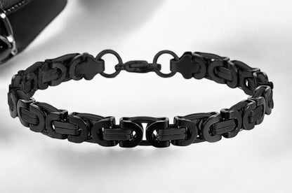 Souled Titan Bold Chain Bracelet (Black, Regular)